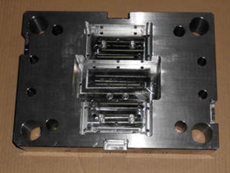 通辽精密塑料模-06